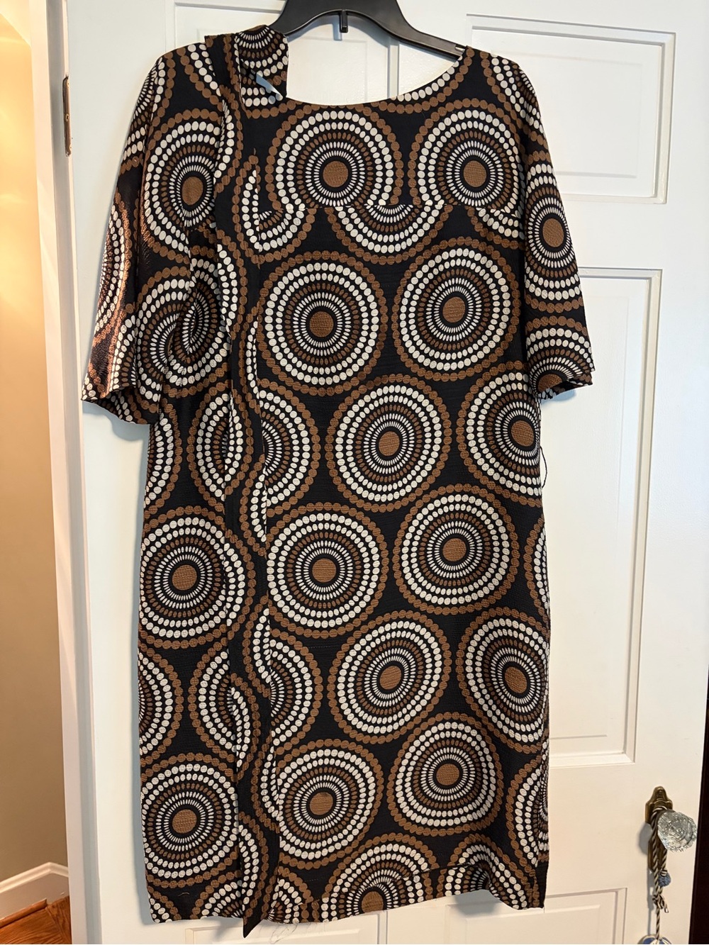 Tory Burch Retro Circle Print Shift Dress in Black, Brown & Cream